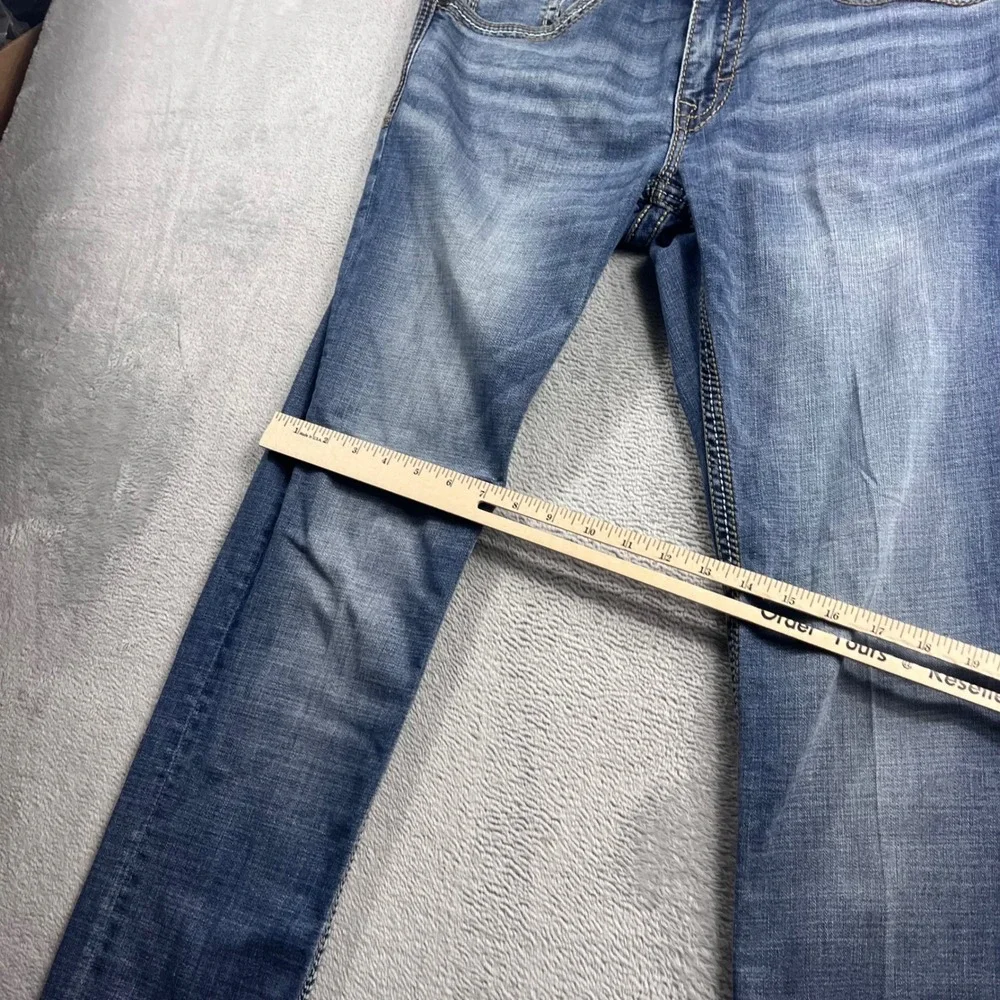 BKE Jake Straight Leg Jeans Men 32R Medium Wash Denim Blue Contrast Stitch 32x31